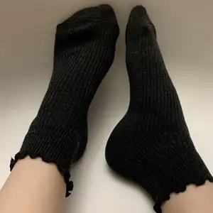 Ciemne i pachnące skarpetki dla Ciebie mam