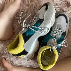 wyćwiczone butki sportowe