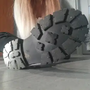Militarne botki do ugniatania chuja