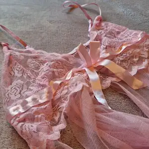 Seksowna halka + GRATIS zdjęcie z noszenia