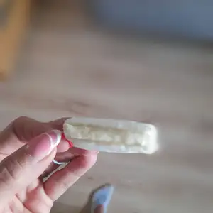 Tampon z cipki ze śluzem