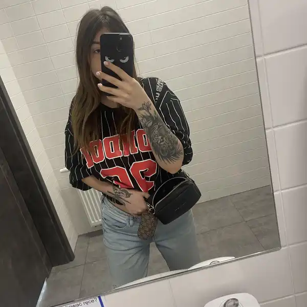Zdjęcie profilowe bogini julcia