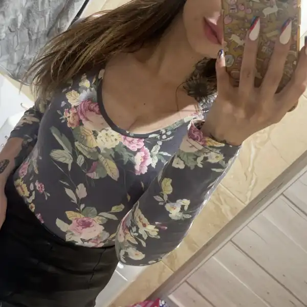 Zdjęcie profilowe bogini julcia