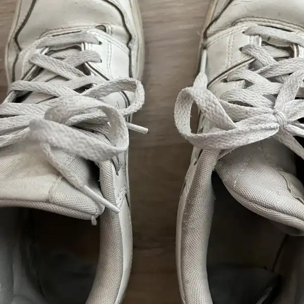 Noszone buty
