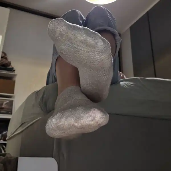 Grzały moje stópki cały dzień