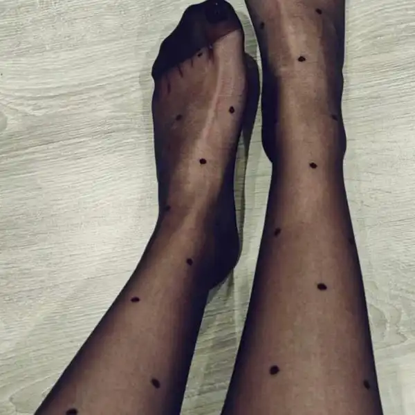 Czarne sexowne skarpetki