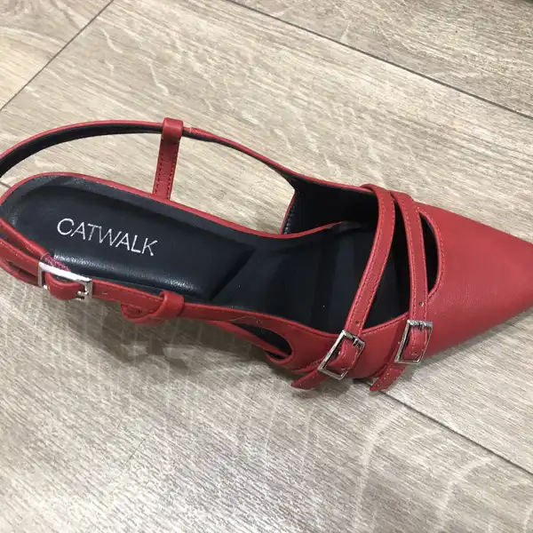 kup mi takie szpilki