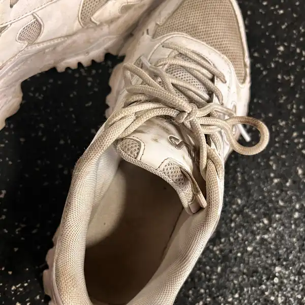 Buty po siłowni i skarpetki