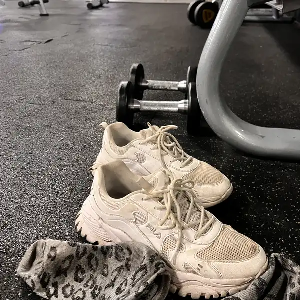 Buty po siłowni i skarpetki