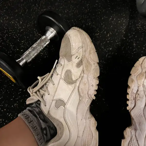 Buty po siłowni i skarpetki