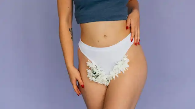 Zarośnięta tam na dole? Od „buszu” do naturalnego trendu