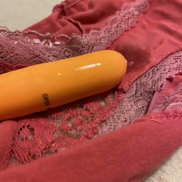 Moja pierwsza zabawka wibrujący paluszek