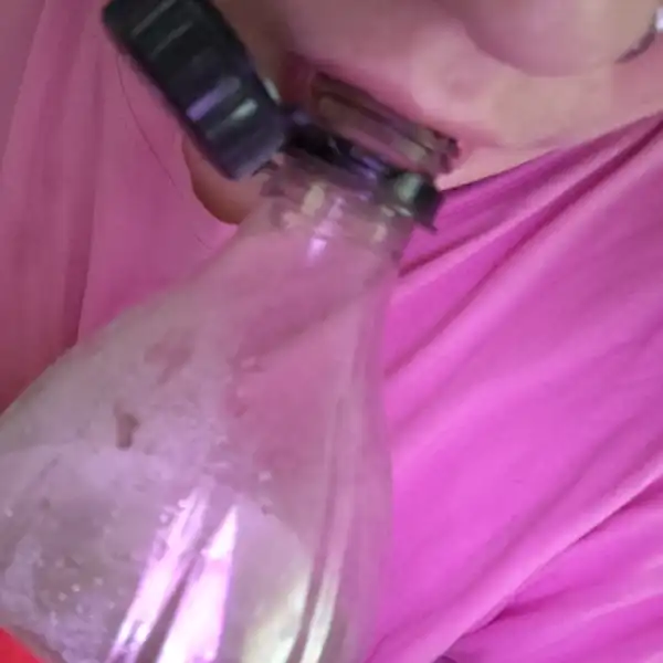 Z butelki do butelki