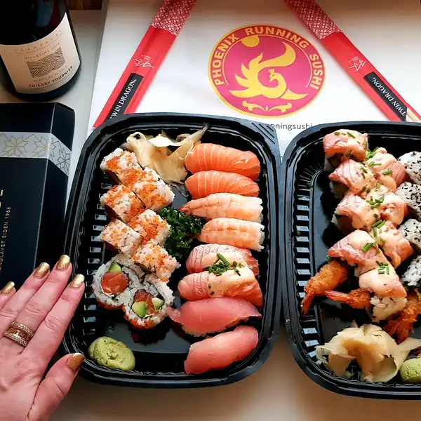 Findom - prawdziwy szampan i sushi na śniadanie Królowej.